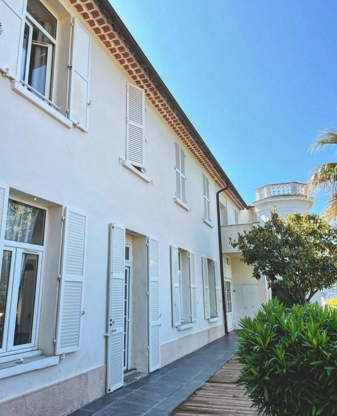 Villa-Chateau Les Terrasses - Tamaris, Plage Des Sablettes, Mer Au Bas De La Propriete La Seyne-sur-Mer Exterior photo